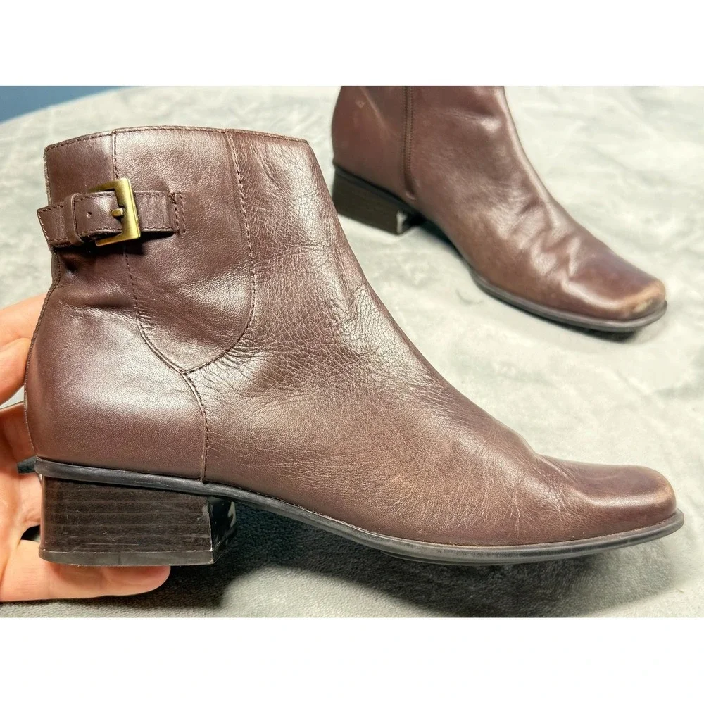 Villager Ankle Boots Womens 6M Brown Leather Zip Block Heel